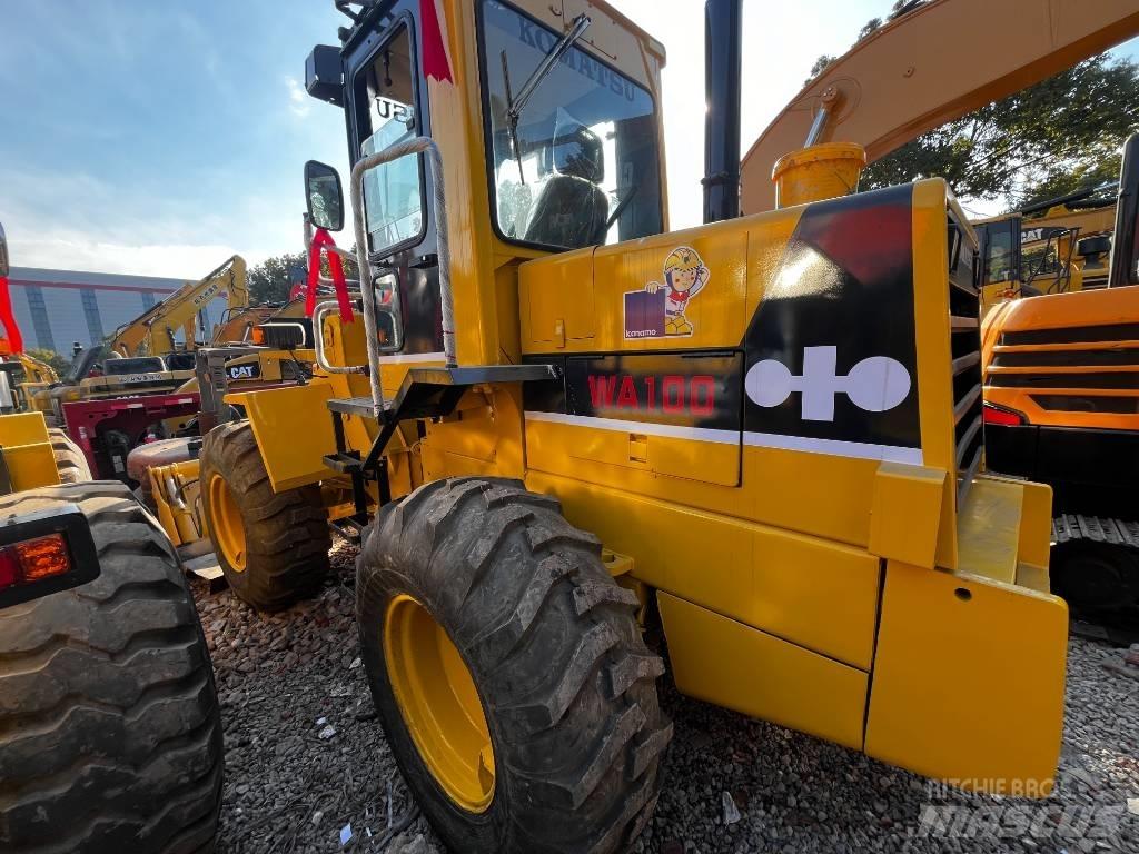 Komatsu WA100 Tekerlekli yükleyiciler