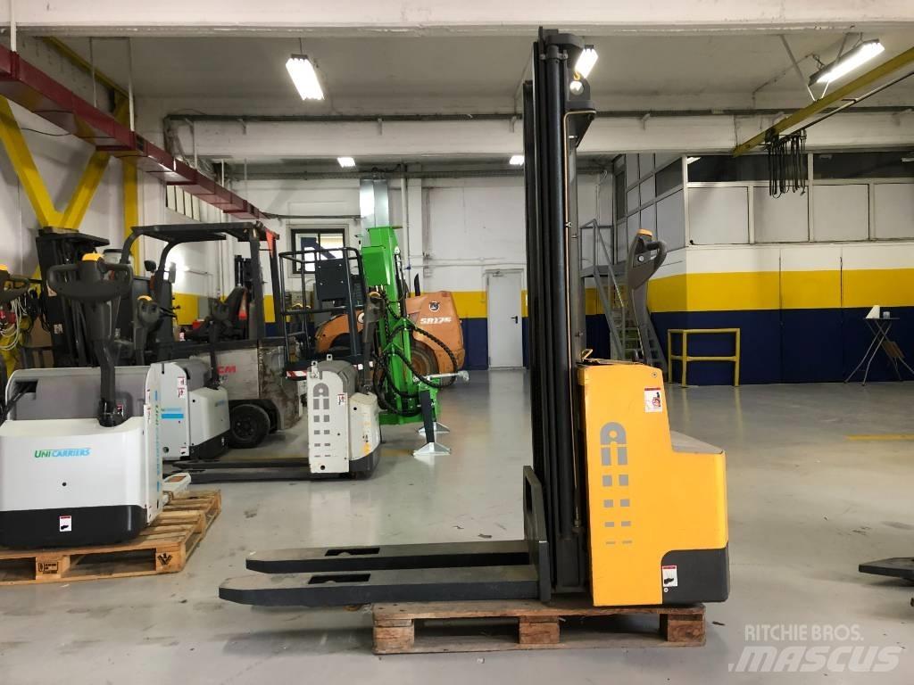 Atlet CSH 125 Akülü depo ekipmanları