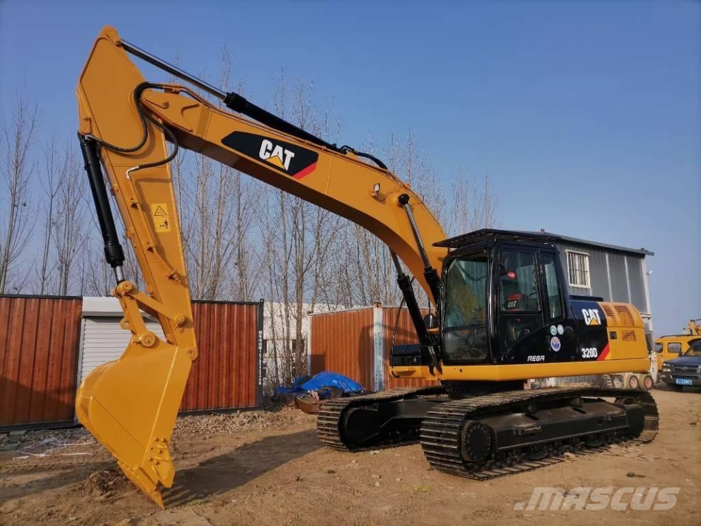 CAT 320 D Paletli ekskavatörler