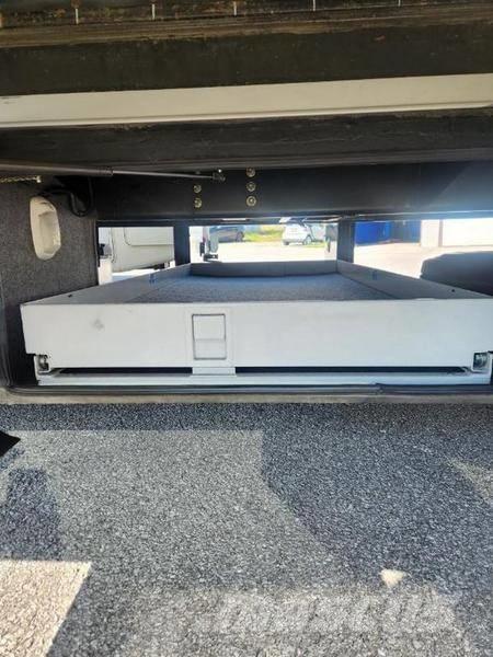 Tiffin Pheaton 40QDH Motokaravanlar ve çekme karavanlar