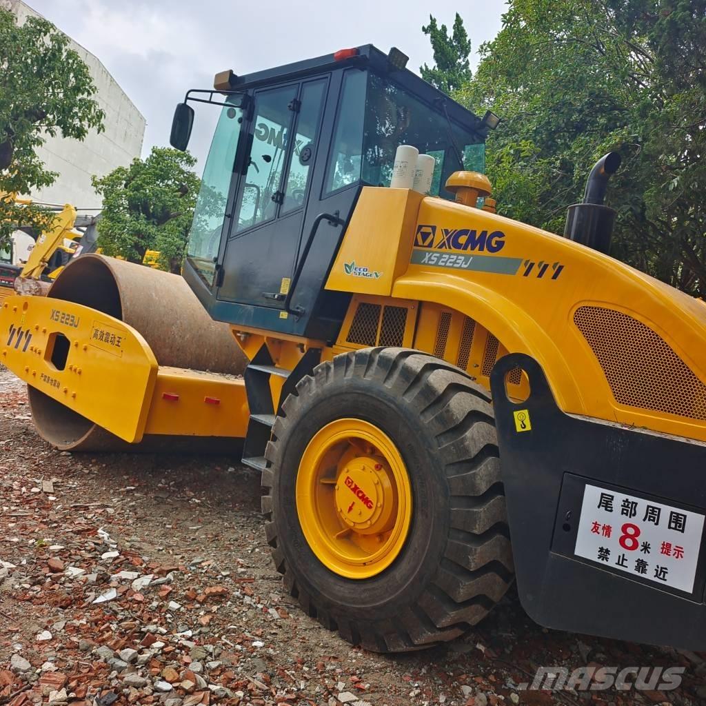 XCMG XS 223 J Tek tamburlu silindirler