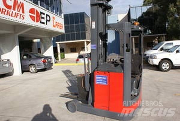 Linde R14 Reach truck - depo içi istif araçları