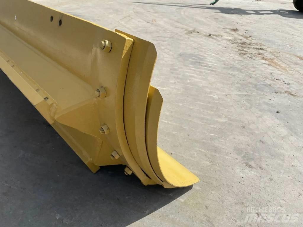 CAT 140K Moldboard Greyder biçaklari