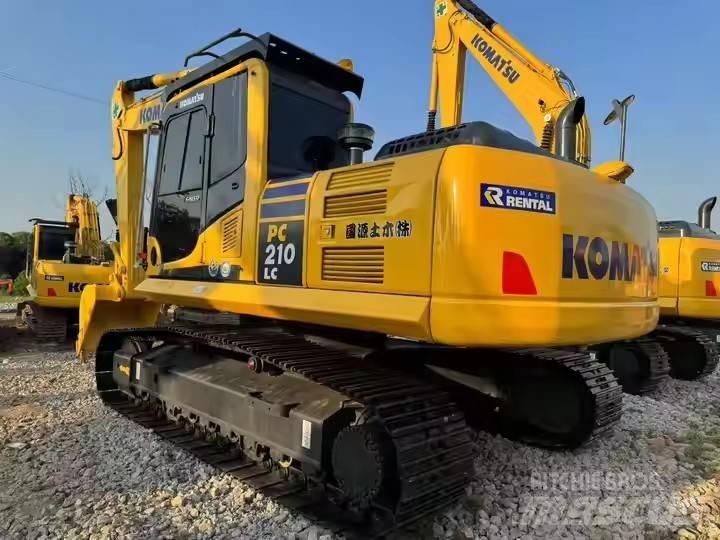 Komatsu PC 210 LC Paletli ekskavatörler