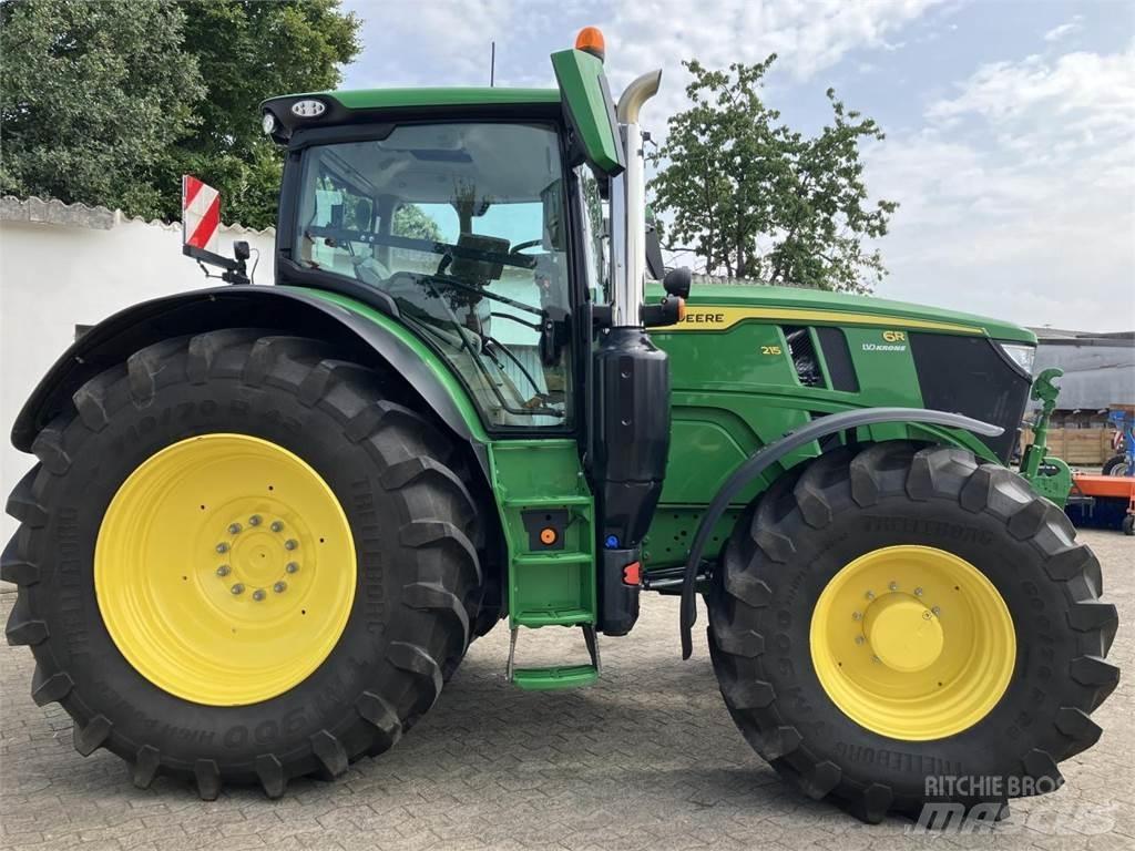 John Deere 6R 215 Traktörler