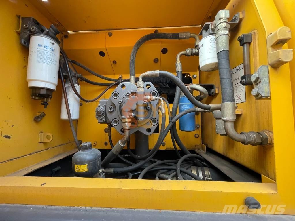 Volvo EC 210 B LC Paletli ekskavatörler