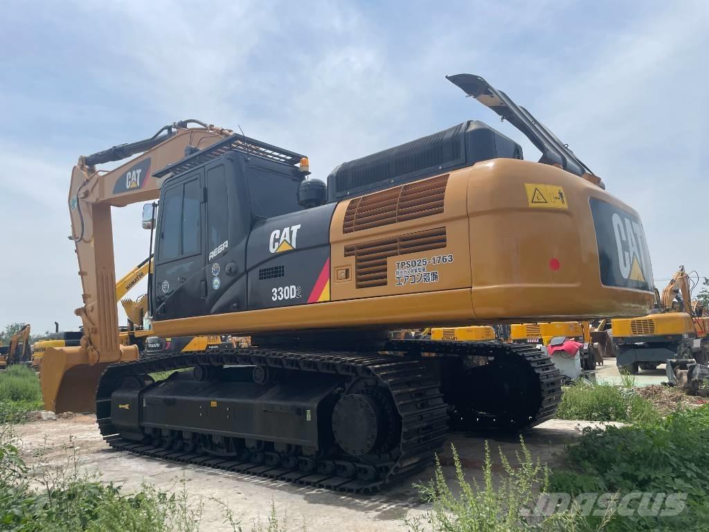 CAT 330D2 Paletli ekskavatörler