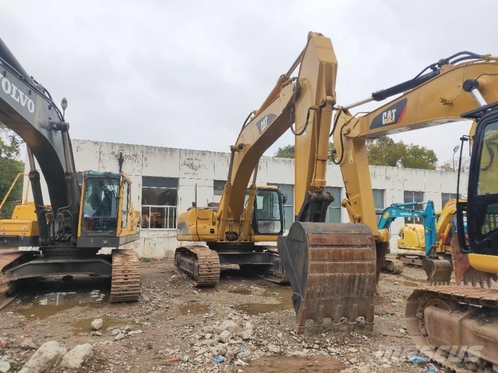 CAT 330C Paletli ekskavatörler
