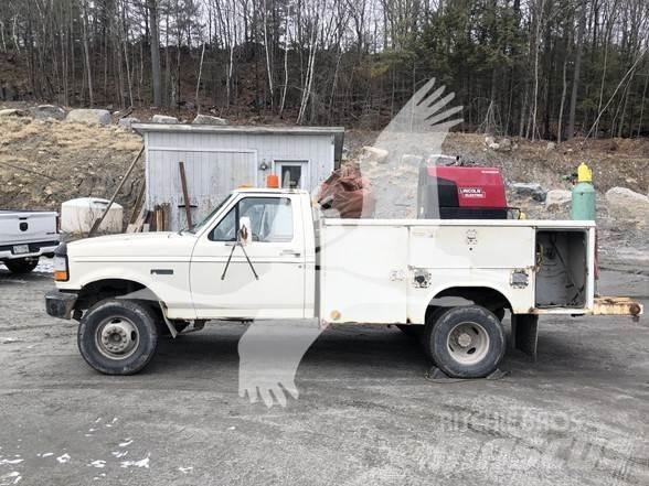 Ford F450 SD Diger