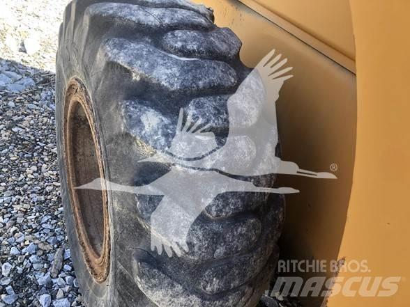 Ford GZ411V Tekerlekli yükleyiciler