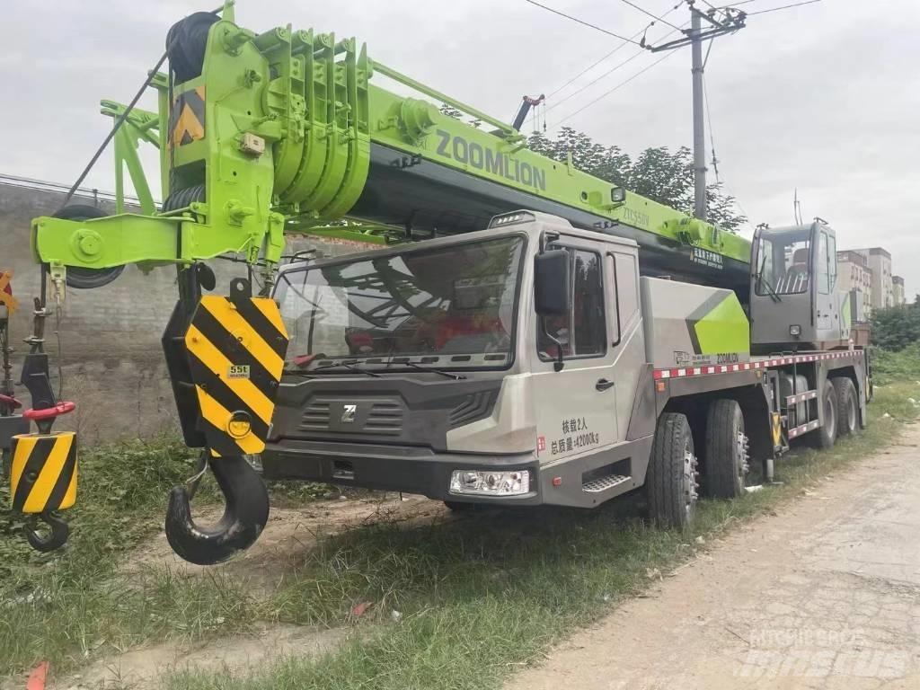 Zoomlion ZTC550V Paletli vinçler