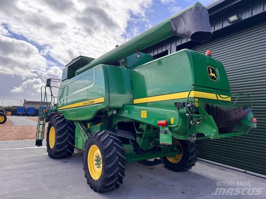 John Deere T 560 i Biçerdöverler