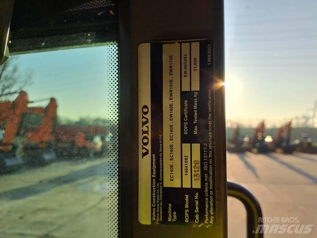 Volvo EW160E Lastik tekerli ekskavatörler