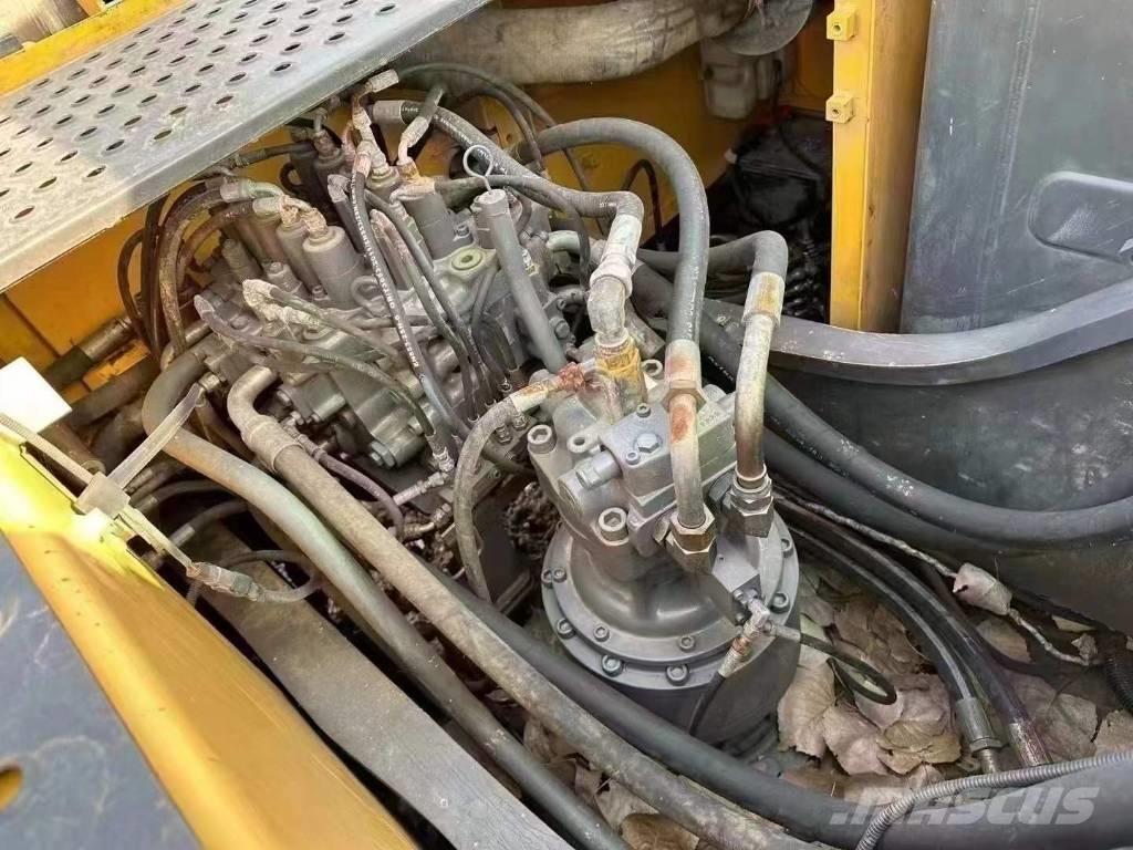 Volvo EC 220 D Paletli ekskavatörler