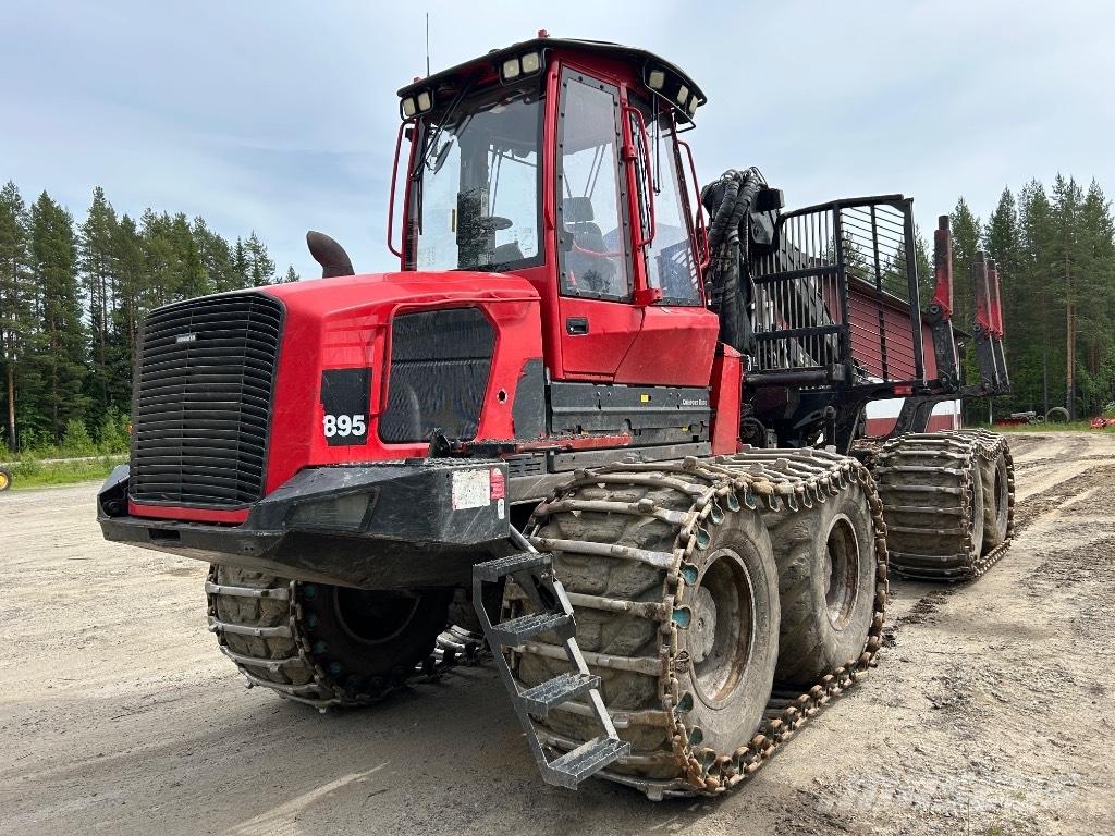 Komatsu 895 Tomruk yükleyici traktörler