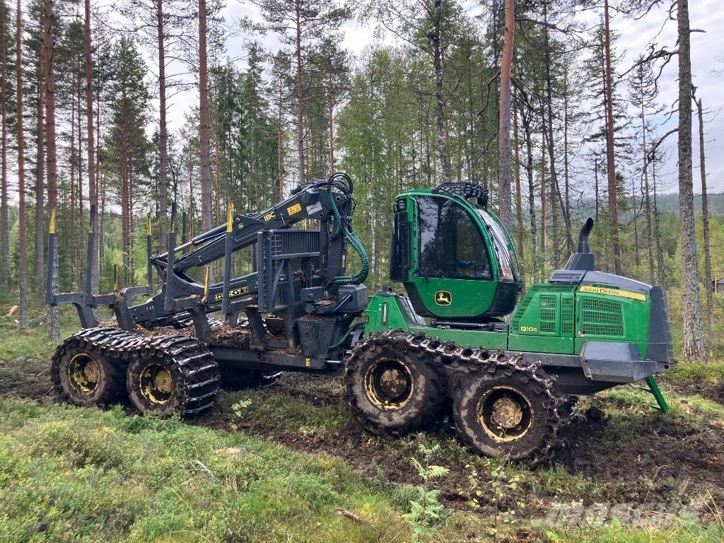 John Deere 1210G Tomruk yükleyici traktörler
