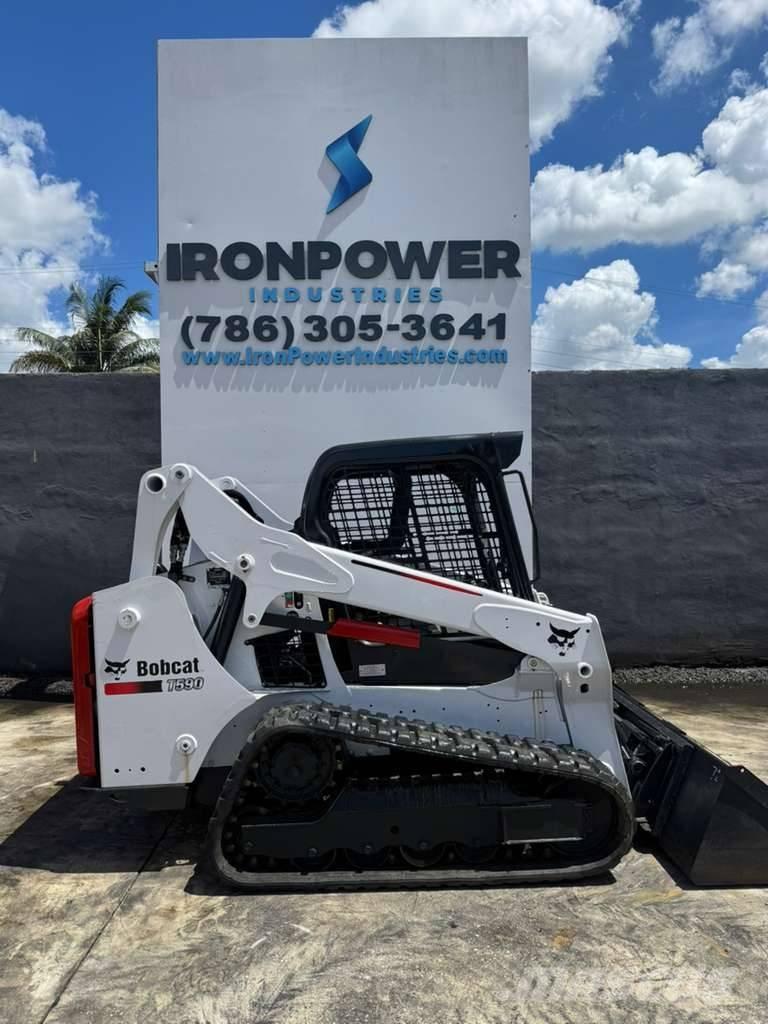 Bobcat T 590 Skid steer loderler