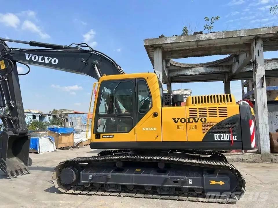 Volvo EC210B Paletli ekskavatörler