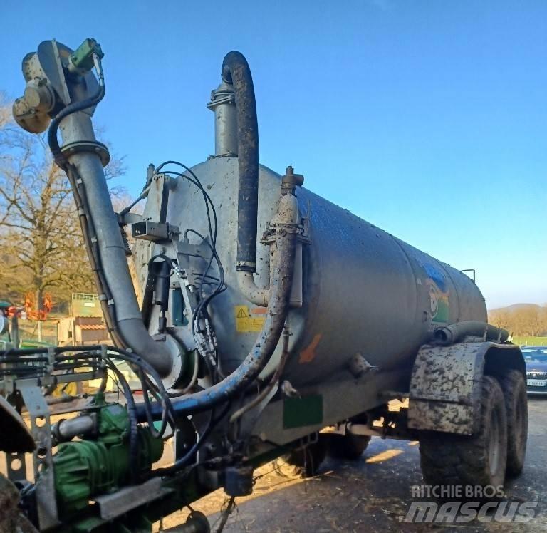 Mauguin ELBR 12500 Sivi gübre ve ilaç tankerleri