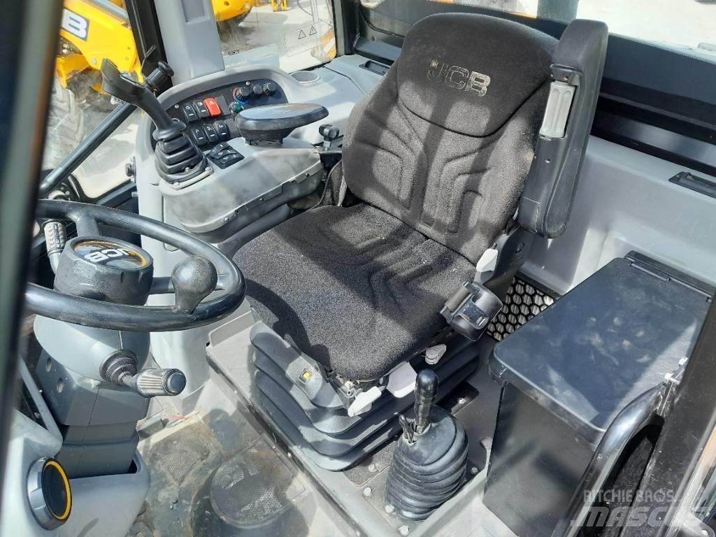 JCB TM 320 Tarimsal teleskopik yükleyiciler