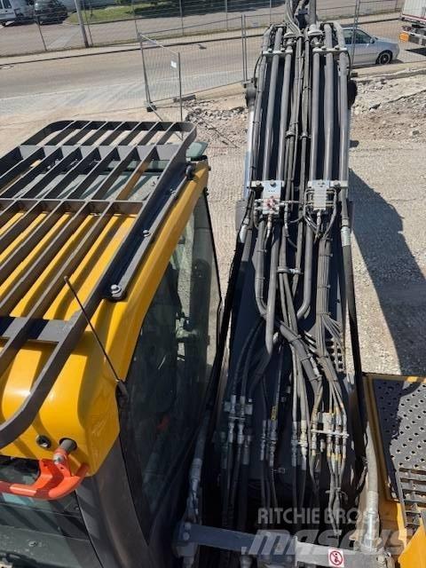 Volvo EC220EL Paletli ekskavatörler