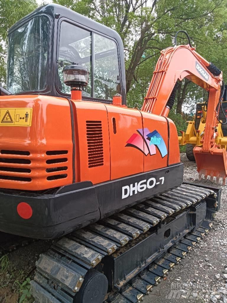 Doosan DH 55 Mini ekskavatörler, 7 tona dek