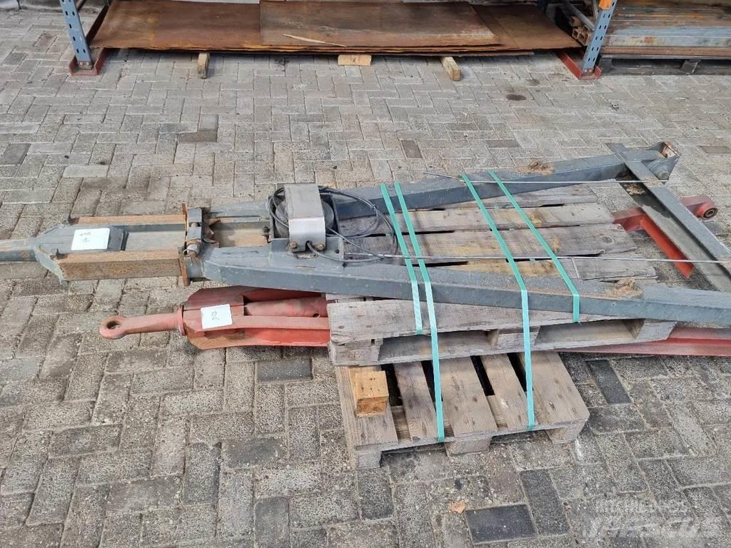  Diversen Triangels Diger çekiciler