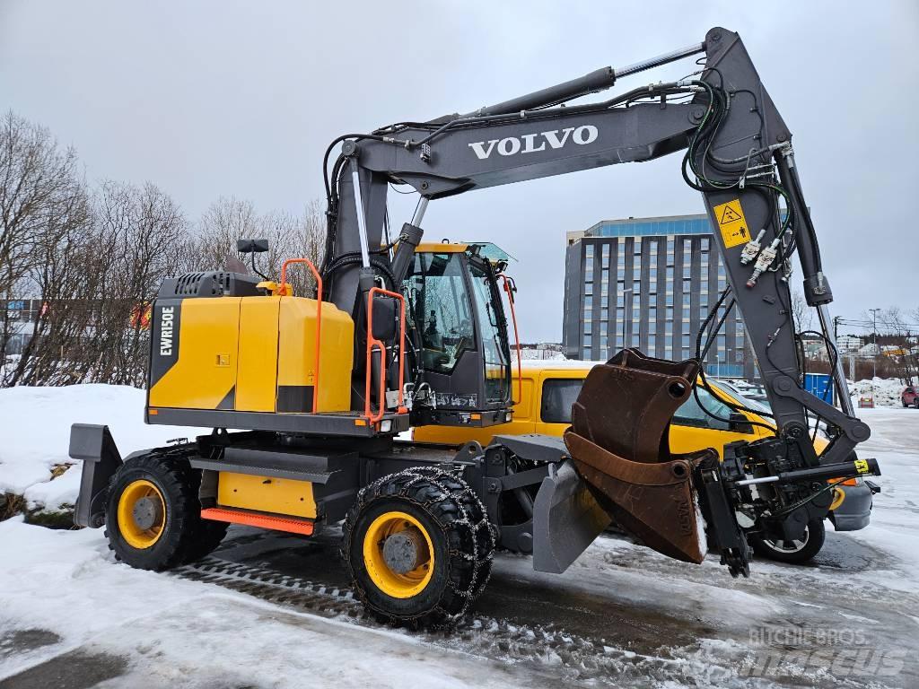 Volvo EWR 150 Lastik tekerli ekskavatörler