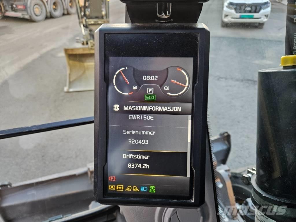 Volvo EWR 150 Lastik tekerli ekskavatörler