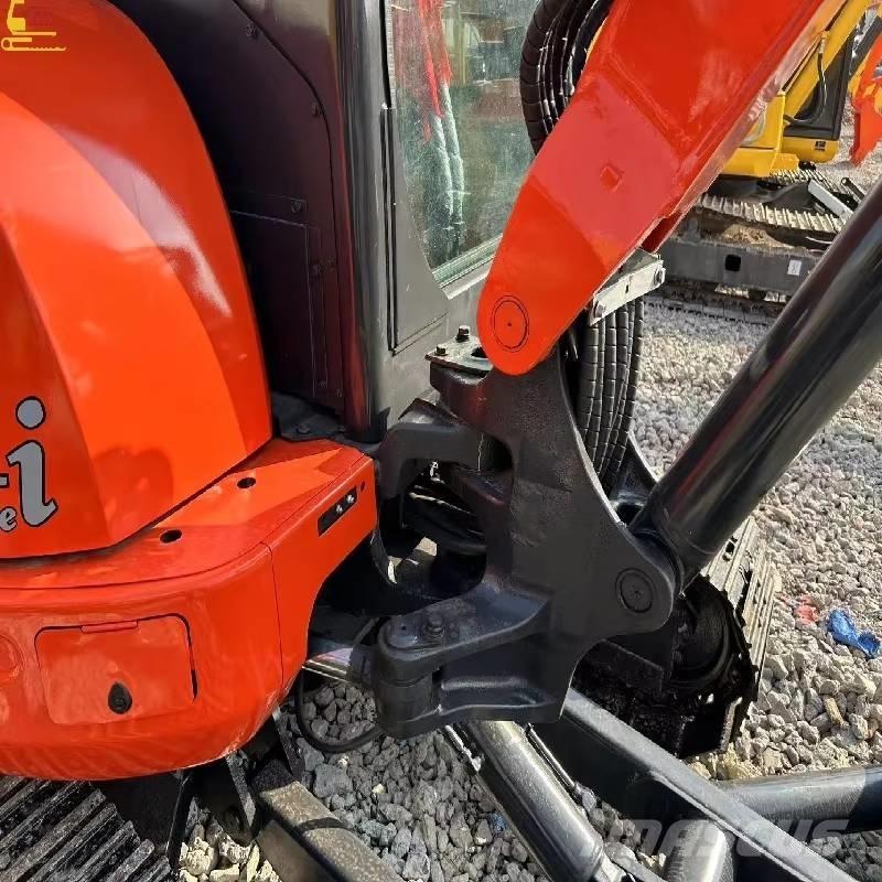 Kubota 163 Paletli ekskavatörler