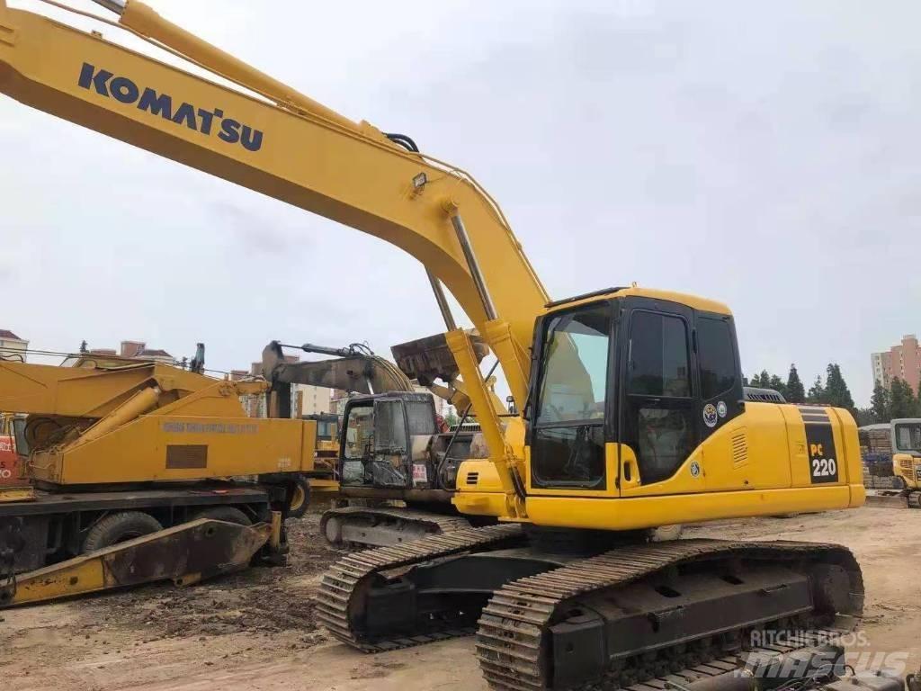 Komatsu PC 220-7 Paletli ekskavatörler
