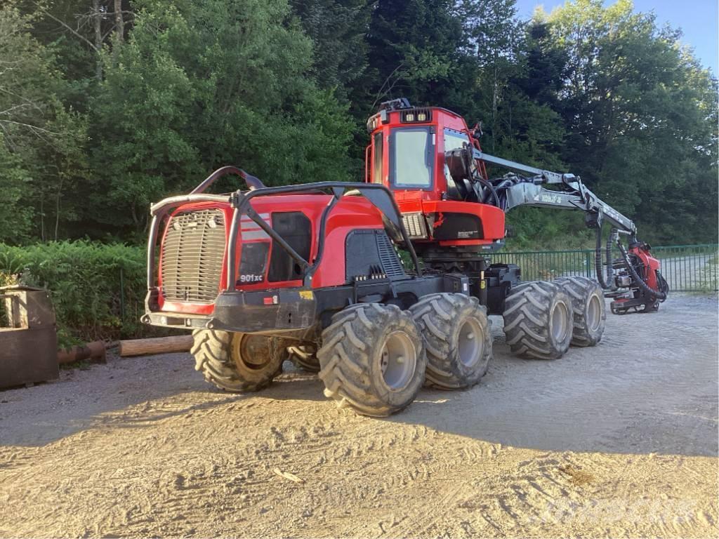 Komatsu 901 XC Biçerdöverler