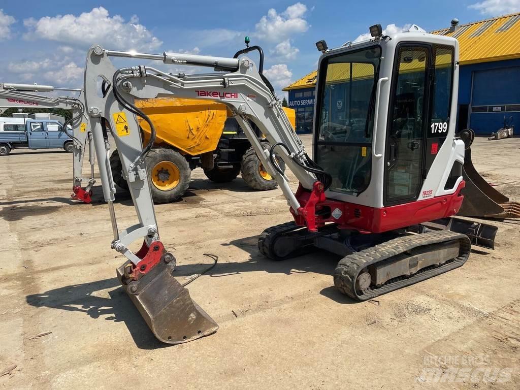 Takeuchi TB225 Mini ekskavatörler, 7 tona dek