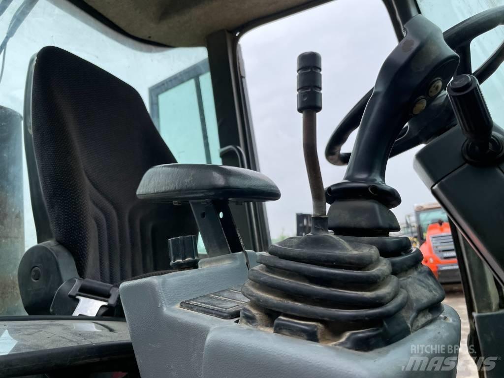 Volvo L 30 ZX Tekerlekli yükleyiciler
