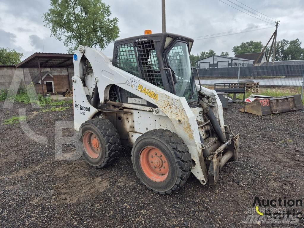 Bobcat S 250 Skid steer loderler