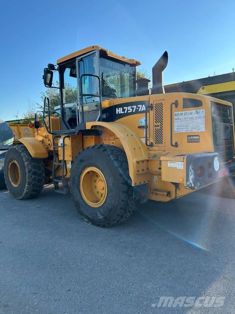 Hyundai HL 757-7 A Tekerlekli yükleyiciler