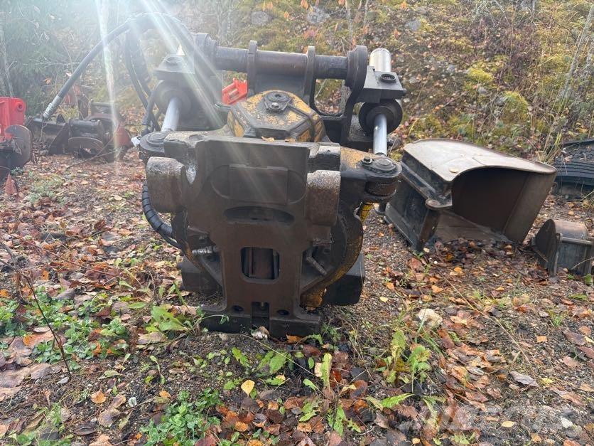 CASE CX210 Paletli ekskavatörler