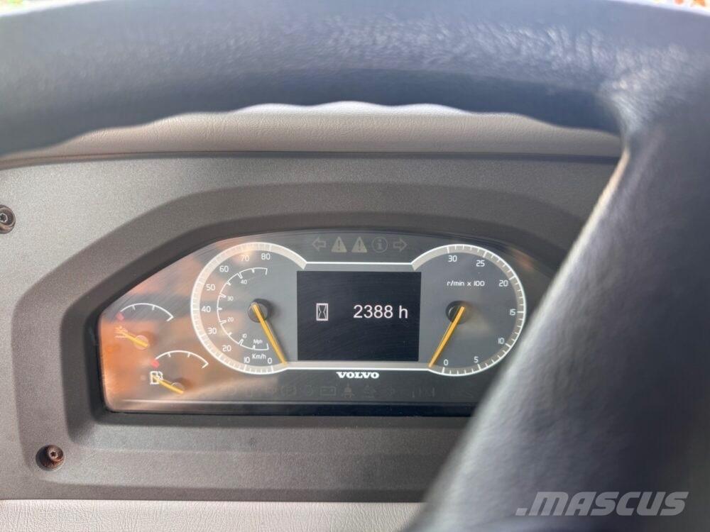 Volvo A 30 G Belden kirma kaya kamyonu