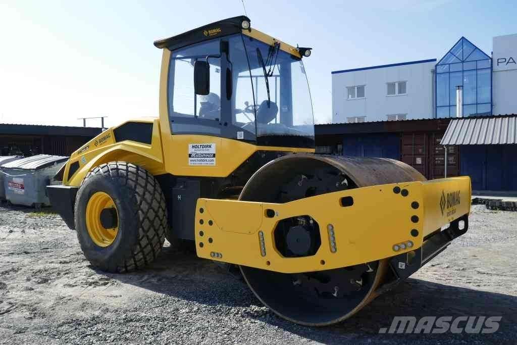 Bomag BW 213 D-5 Zemin sıkıştırma makineleri