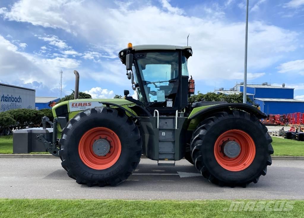 CLAAS Xerion 3800 Traktörler