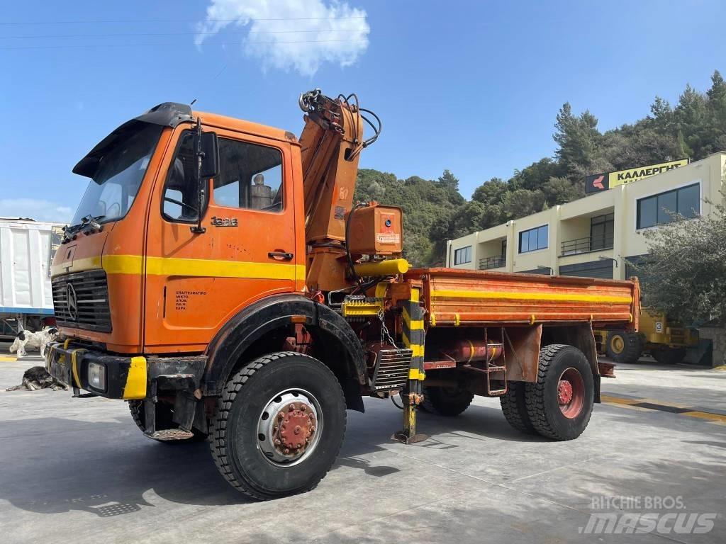 Mercedes-Benz 1626K Araç üzeri vinçler