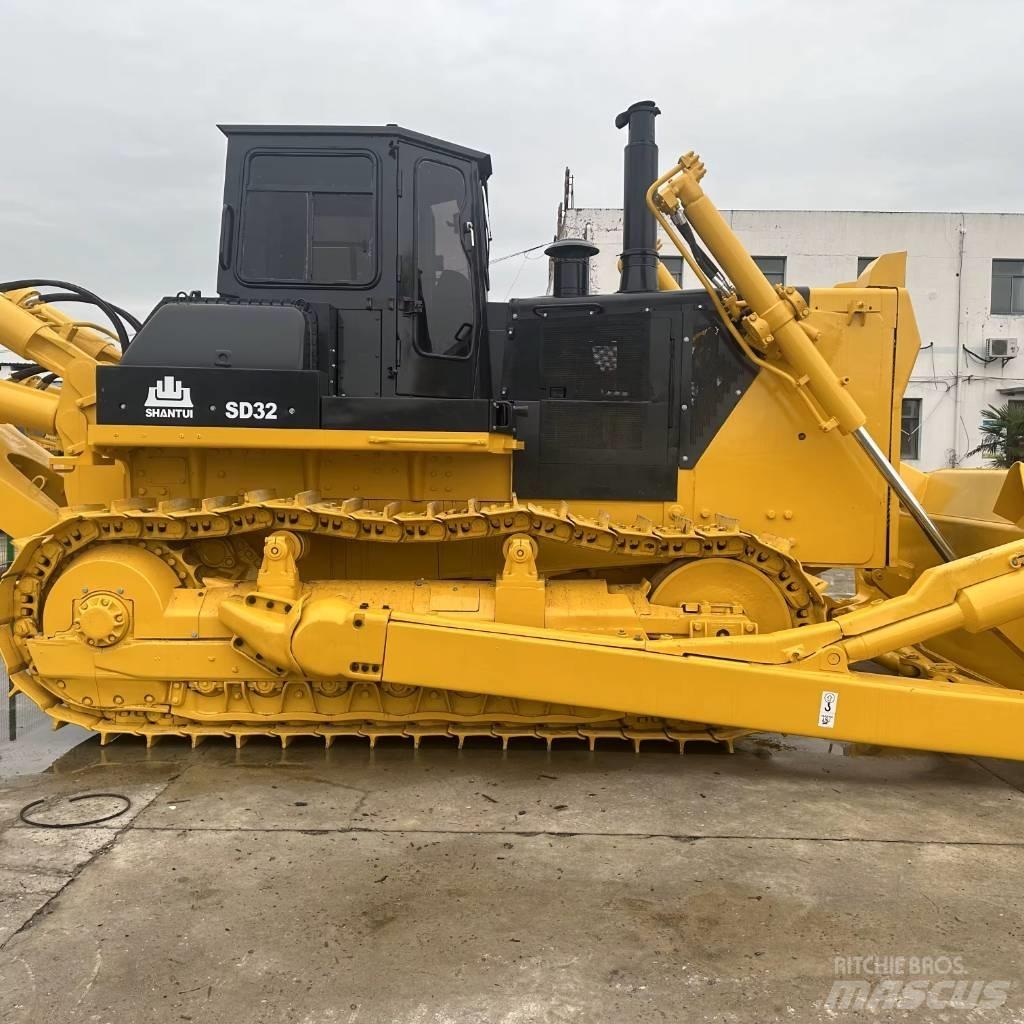 Shantui SD32 Paletli dozerler