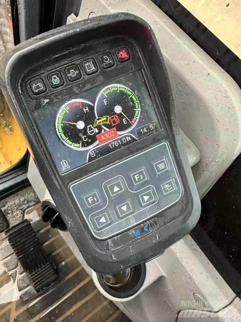 XCMG XE 60 DA Paletli ekskavatörler