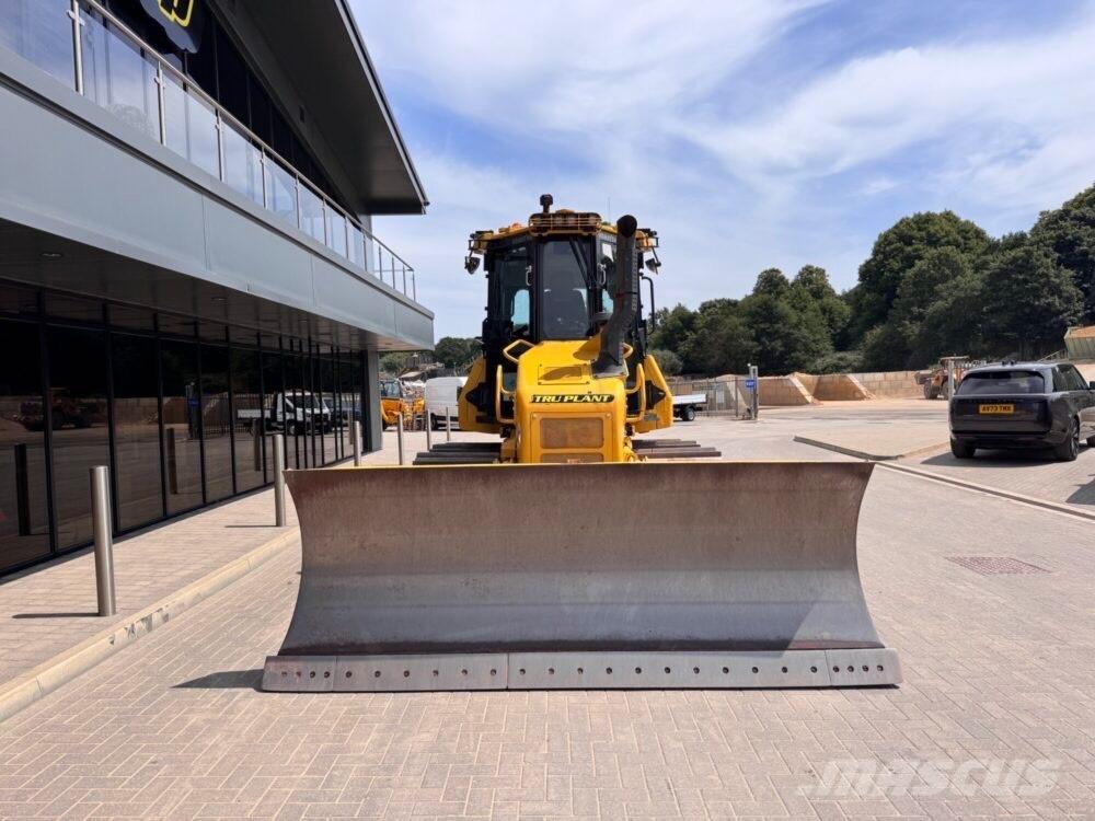 Komatsu D51PXi-24EO Paletli dozerler
