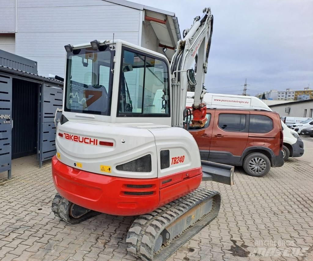 Takeuchi TB 240 Mini ekskavatörler, 7 tona dek