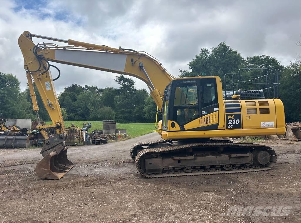 Komatsu PC 210 LC-11 Paletli ekskavatörler