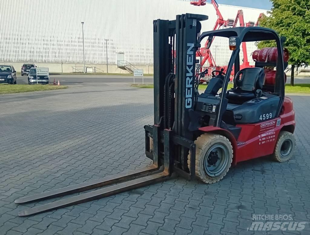 Manitou MI 30 G LPG'li forkliftler