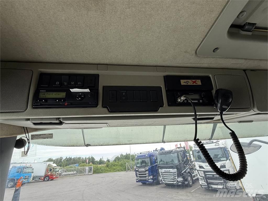 Volvo FM 500 8X4 Çiftlik/hububat forkliftleri