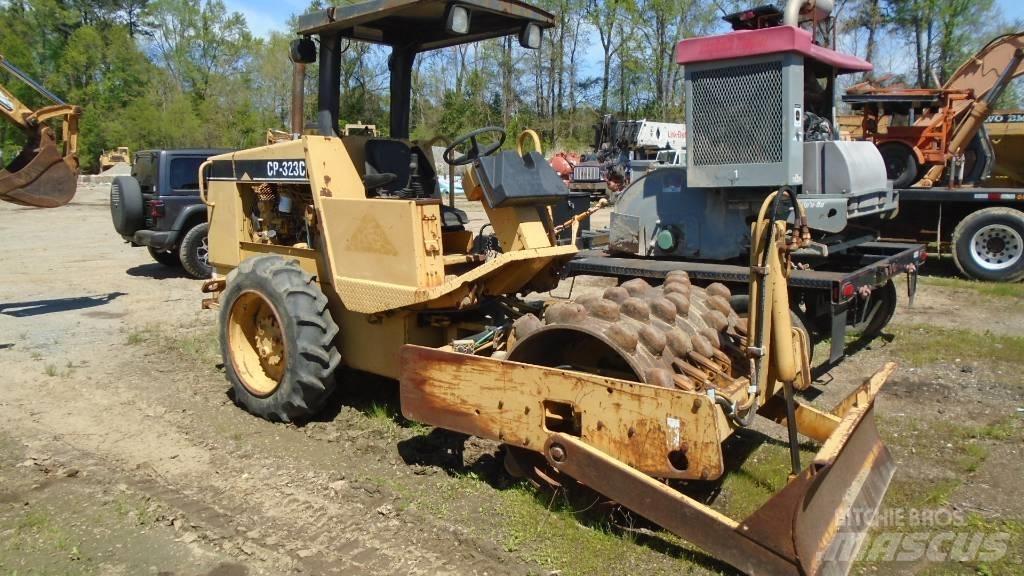 CAT CP 323 C Kombine silindirler