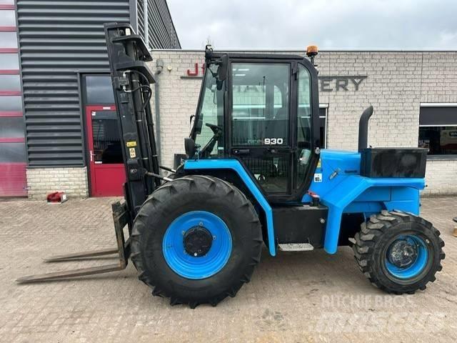 JCB 930-4 Arazi tipi forklift